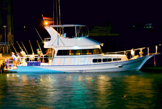 Рыбацкая лодка Зум-Зум. Аренда лодок на Пхукете.